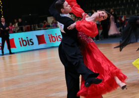 На соревнованиях «Сибирская империя» выступили более 700 танцевальных пар