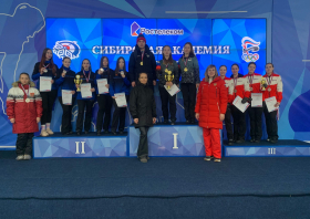 Чемпионат Сибирского федерального округа проходил в Красноярске с 1 по 8 февраля на льду Сибирской академии кёрлинга. В соревнованиях приняли участие 24 сильнейшие команды Сибири – 12 мужских…